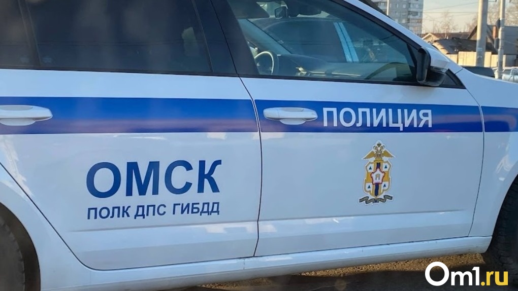 Под Омском водитель автобуса сбил подростка и скрылся