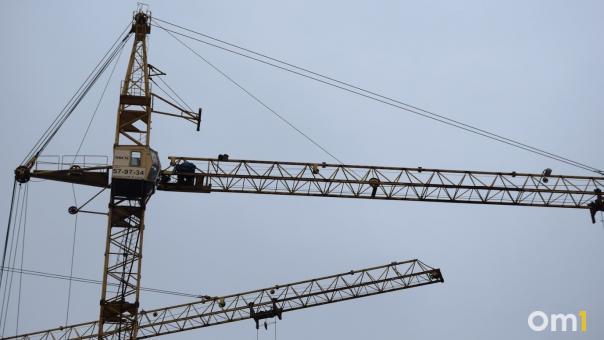 Ещё одного омского застройщика хотят внести в список недобросовестных