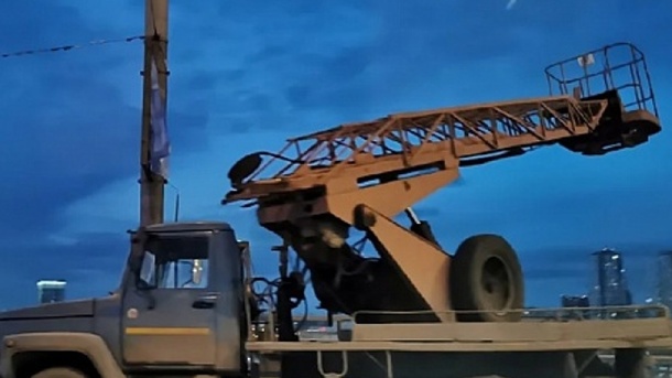 Омич погиб во время ремонта контактной сети троллейбуса