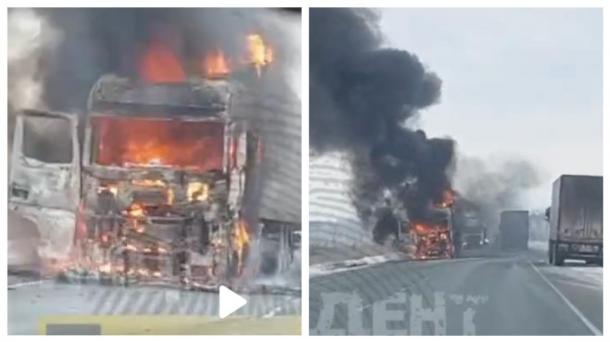 На трассе Новосибирск — Омск загорелся грузовик: кабина уничтожена огнём
