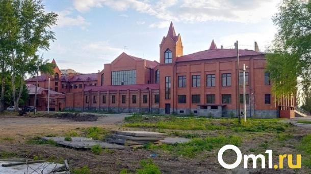 Омская таможня ищет сотрудников на зарплату от 40 тысяч рублей