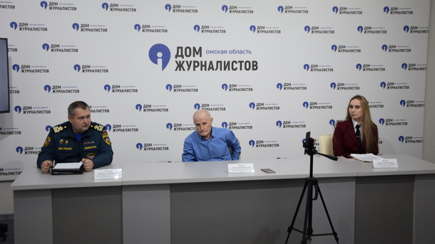 В Роспотребнадзоре оценили безопасность воды в Иртыше для крещенских купаний