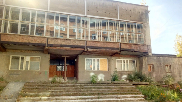 Аварийный Дом культуры Клары Цеткин снесут в Новосибирске