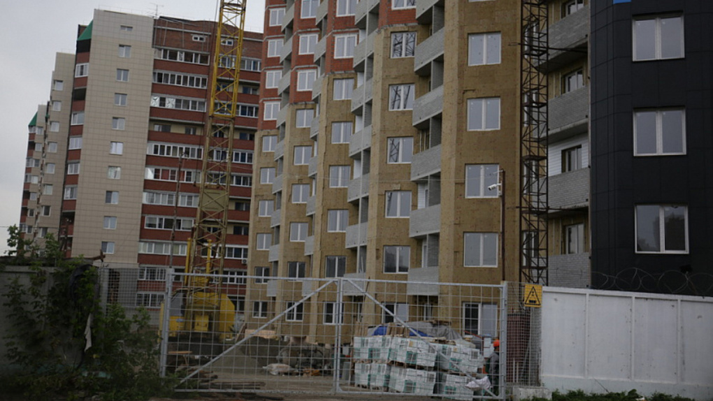 Одним долгостроем меньше: 120 обманутых дольщиков Новосибирска получат ключи от квартир до конца года
