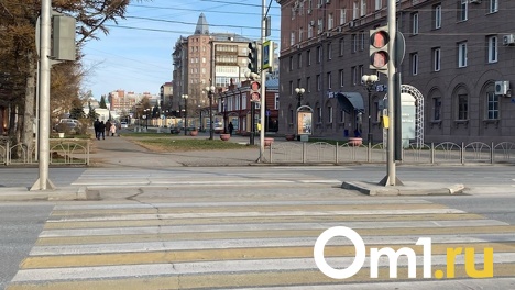 В Омске сбили ещё одного ребёнка, переходившего дорогу на «зелёный»