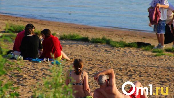 В Роспотребнадзоре ответили, можно ли купаться в Иртыше в 2025 году