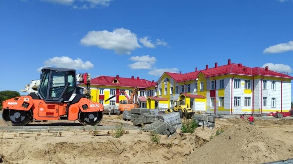Новый детсад в Больших Полях строят под контролем жителей и «Единой России»