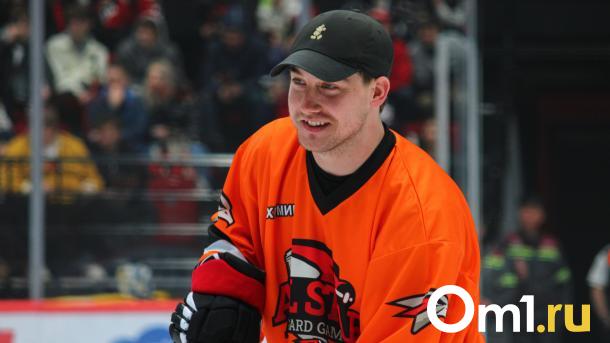 Нападающий «Авангарда» Рид Буше забросил курьёзную шайбу в ворота «Металлурга»