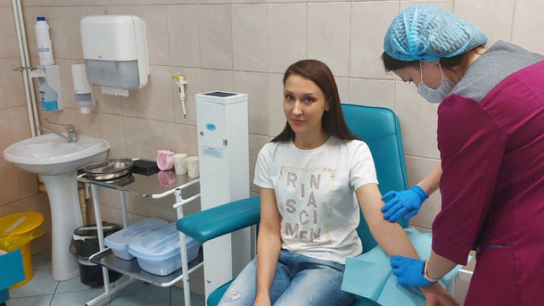 Депутат омского Заксобрания вступила в регистр доноров костного мозга