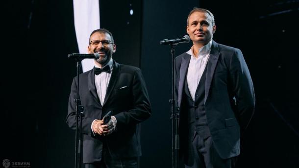 Бизнес-сообщество «Эквиум» (основатели — Игорь Рыбаков и Оскар Хартманн) празднует день рождения и приглашает омских предпринимателей