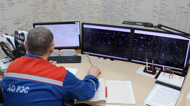Сервис для приёма звонков о проблемах с электричеством внедряют в Новосибирской области