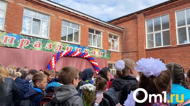 Дети врачей и учителей будут зачисляться в садики и школы вне очереди