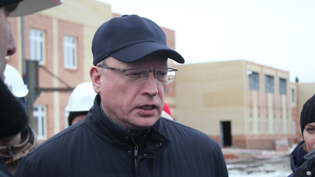 Губернатор Омской области Бурков ослабил «коронавирусные» ограничения