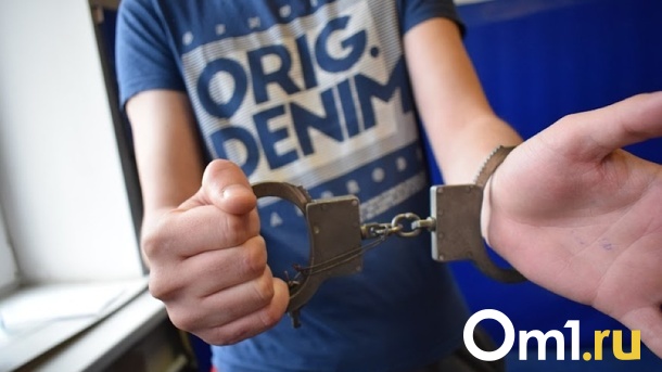 Житель Омской области сломал челюсть бывшей возлюбленной