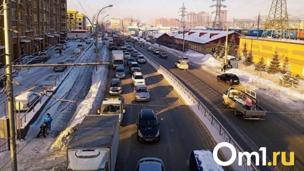 Пробки в Новосибирске достигли 8 баллов вечером 17 декабря