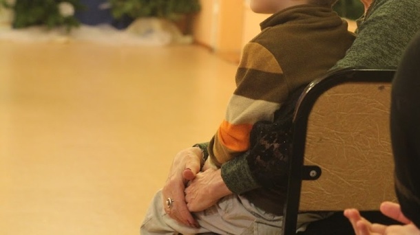 В Омской области посчитали количество детей в приёмных семьях