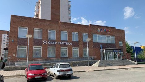 У «G-Drive Арены» продают торговый комплекс с частным детсадом за 110 миллионов рублей
