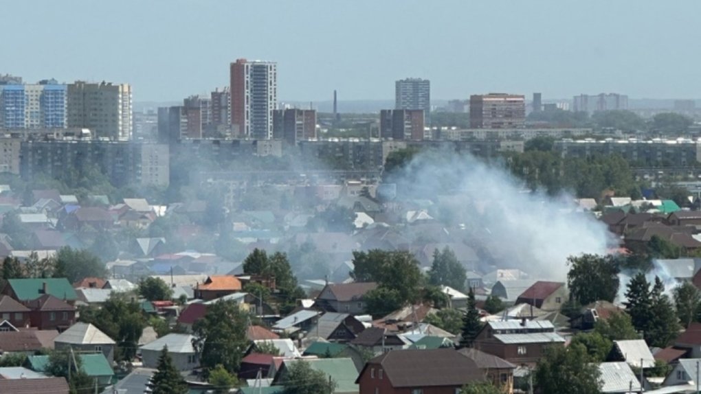 В Новосибирске при пожаре в частном доме погиб человек