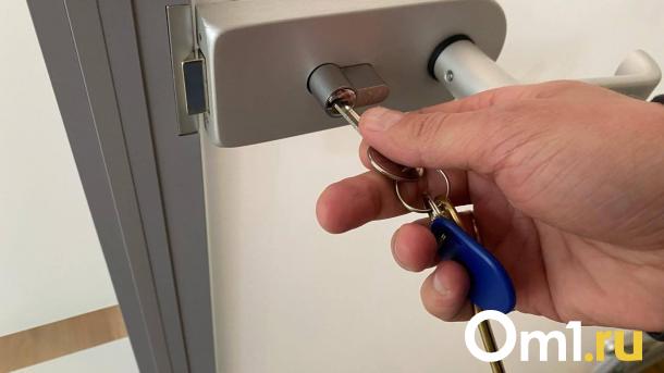 Сирота из Новосибирска не может получить квартиру на протяжении десяти лет