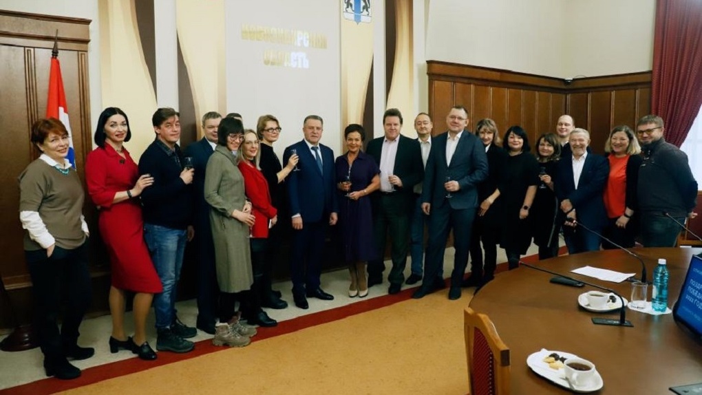 Спикер Заксобрания Новосибирской области наградил победителей регионального конкурса журналистов