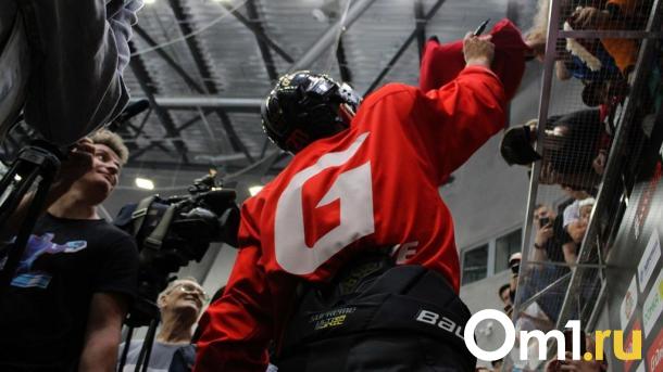 ХК «Авангард» подписал контракт с нападающим Тимуром Аплиным