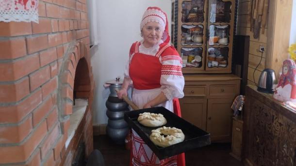 Омичей приглашают отметить Масленицу с калачинскими калачами
