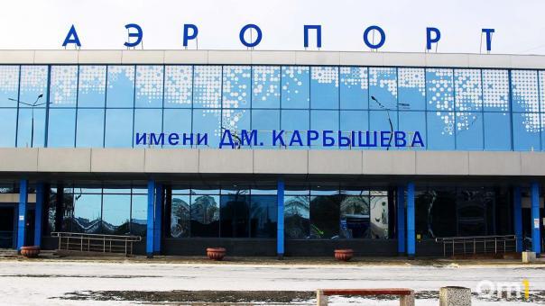 Омские таможенники изъяли холодное оружие у авиапассажиров из Средней Азии