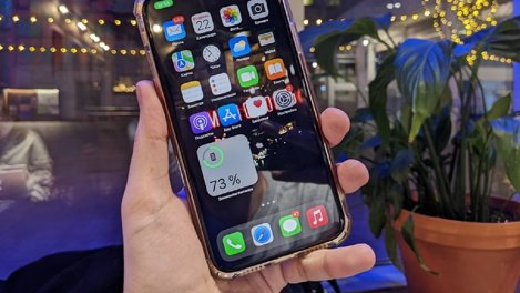 Два новых iPhone за 10 рублей кемеровчанину обязал продать местный суд