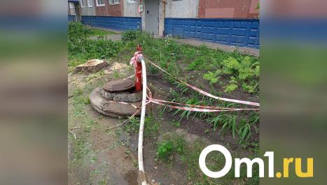 На Левом берегу многоэтажку подключили к воде шлангом