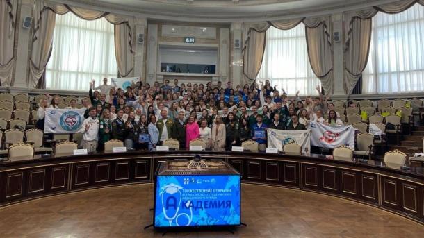 Всероссийский студенческий медицинский отряд: 200 участников из 12 регионов примет Новосибирская область