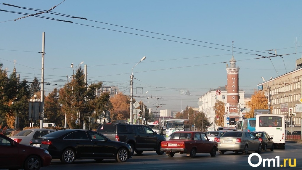 В мае на четыре дня ограничат движение автомобилей по омским улицам. Карта