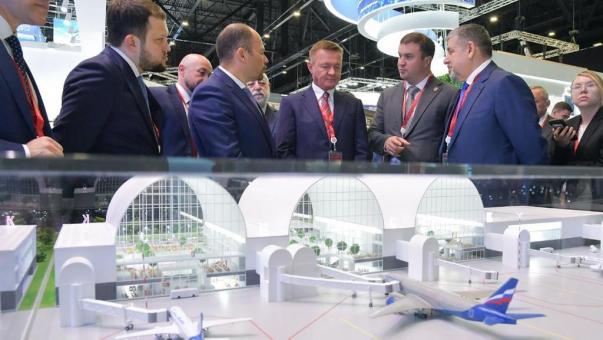 Аэропорту Омск-Федоровка быть