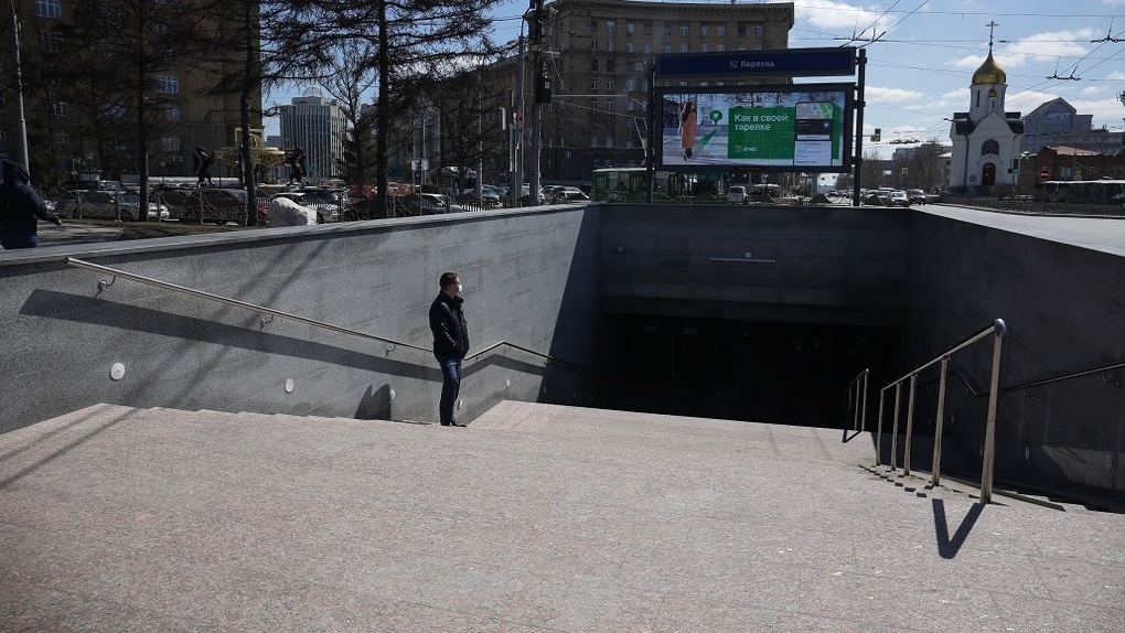 Часовня на площади Ленина Новосибирск