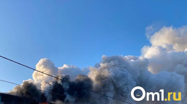 Соцсети: что-то взорвалось в омских Нефтяниках