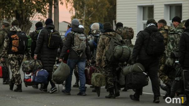 Глава Комитета по обороне Картаполов: уклонистам могут запретить выезд за границу