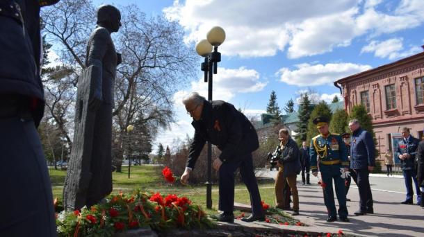 Новосибирцы могут узнать о родственниках-участниках ВОВ на пяти сайтах