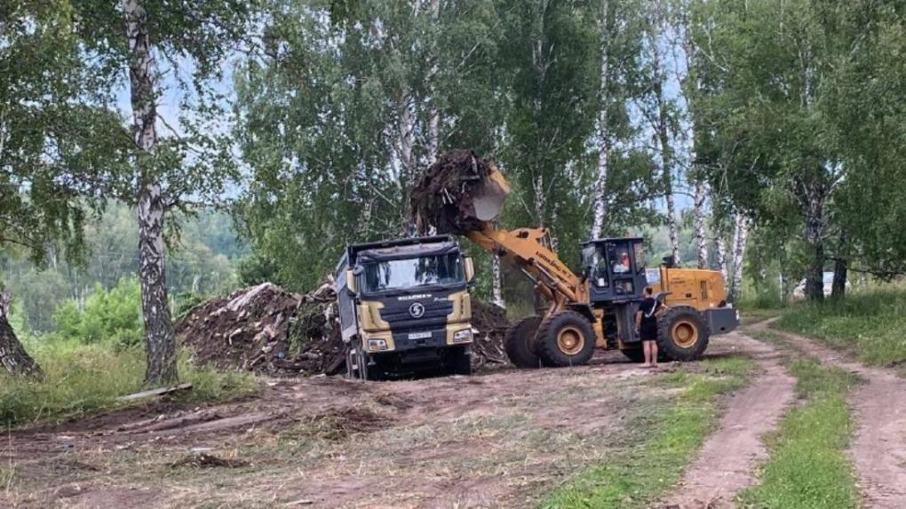 Под Новосибирском убрали 11 незаконных свалок твердых отходов