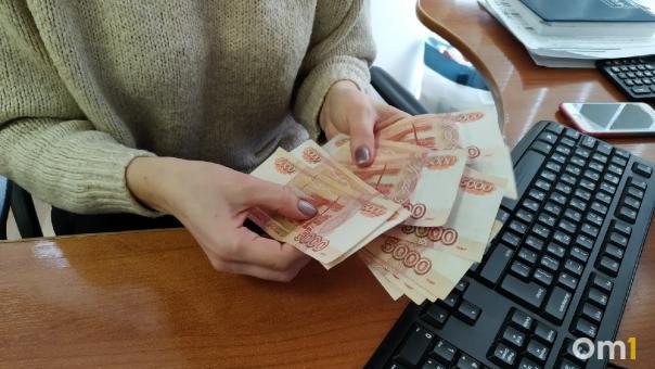 За мечту надо платить. Омичка отдала мошенникам 30 тысяч рублей за электропианино