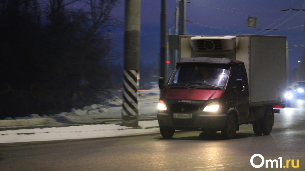 С 10 апреля в Новосибирске ограничат движение большегрузов