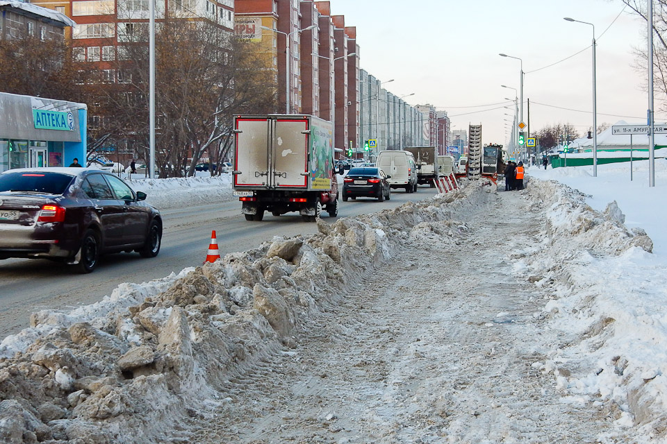 Мэр Омска: Еще неделя – и основные проблемы со снегом будут решены