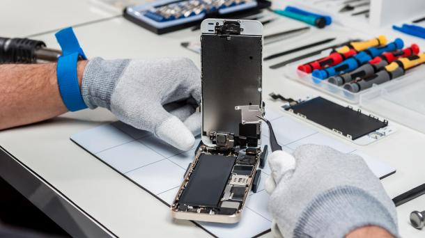 Профессиональный ремонт айфонов в Омске