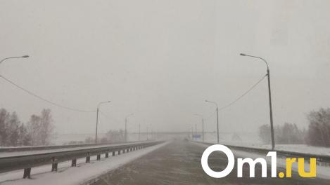 Из-за метели в Омской области ввели ограничение на трассах