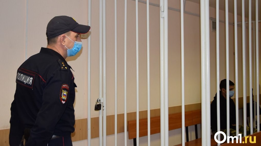 В Омске задержали мигранта, который предложил взятку сотруднику ФСБ