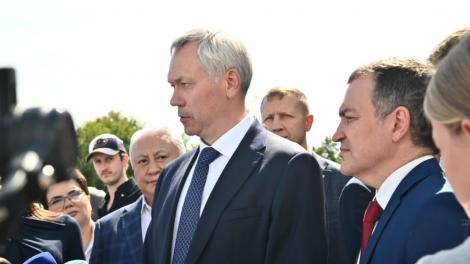 Губернатор Андрей Травников посетил фестиваль «Патриоты Сибири» в Бердске