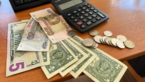 Сколько на самом деле оставляют новосибирцы чаевых в кафе и такси — цифры вас удивят