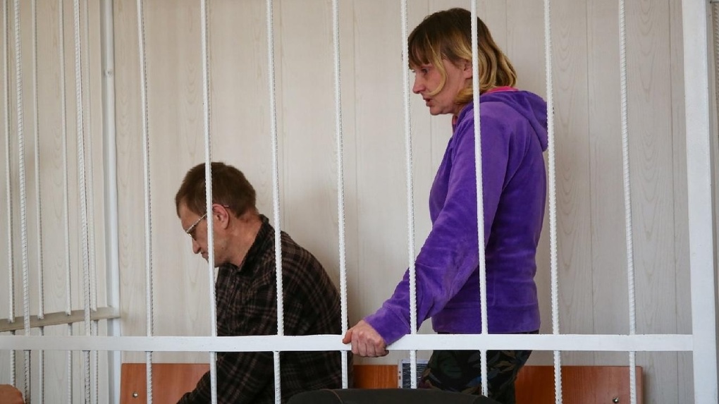 Обрекли на смерть: в Новосибирске судят родителей за гибель троих детей в пожаре