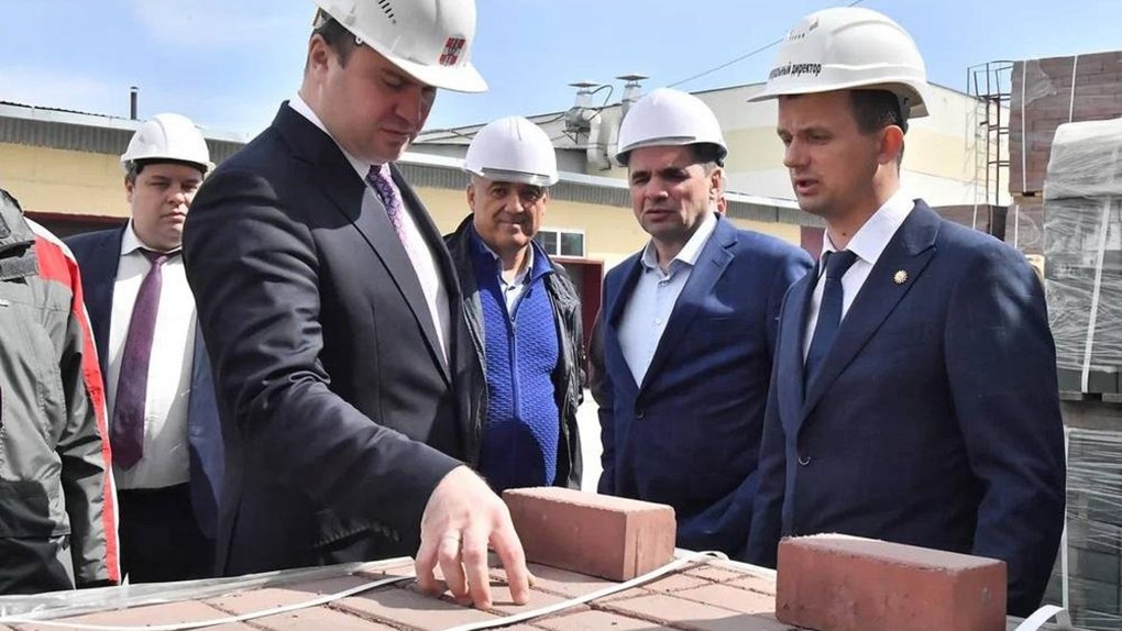 Врио губернатора Хоценко посетил стройплощадку новых микрорайонов в Амур - 2