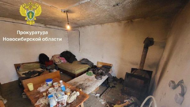 Отец и сын держали в рабстве троих новосибирцев — двоим удалось сбежать