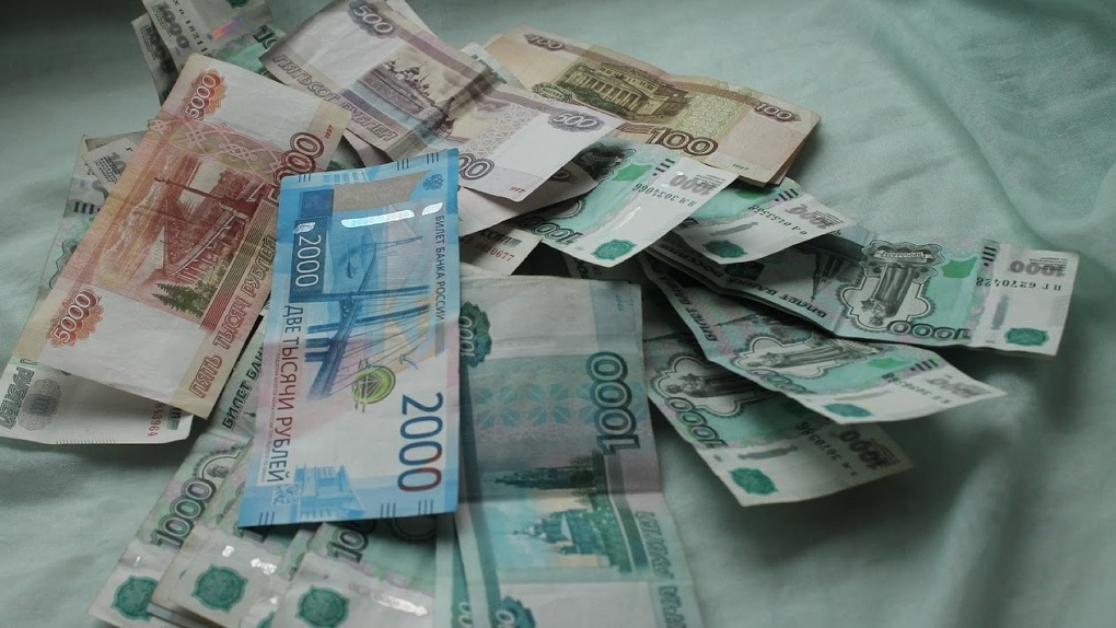 Омские предприниматели сдадут по 36 тысяч рублей до конца года