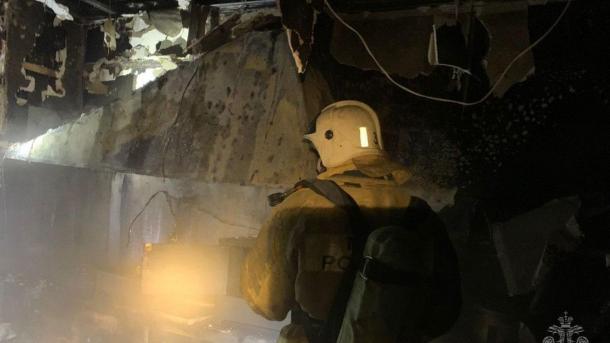 В Ленинском округе Омска загорелся трёхэтажный дом